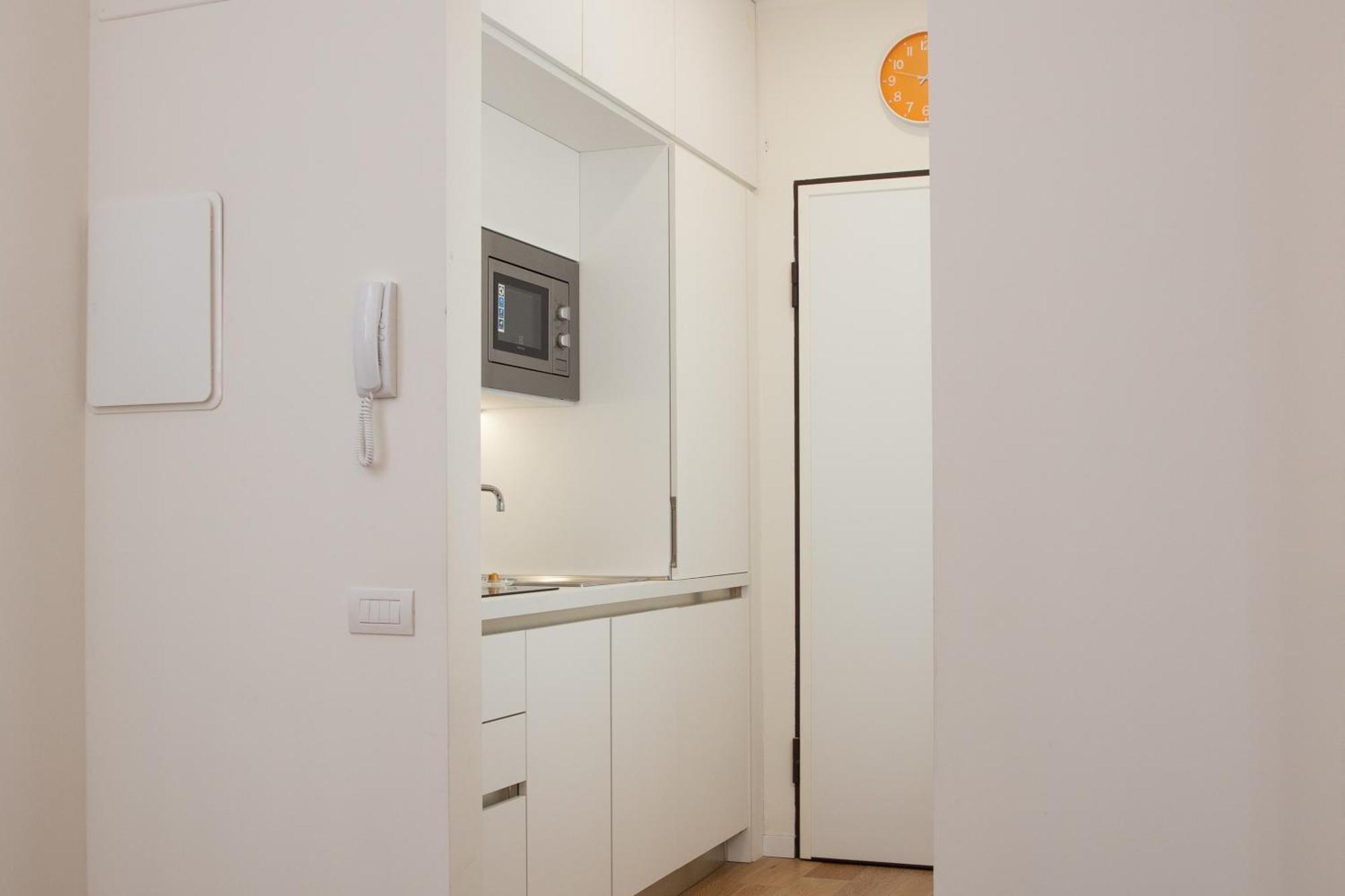 Klimt Central Station - Two Room Apartment Mailand Exterior foto
