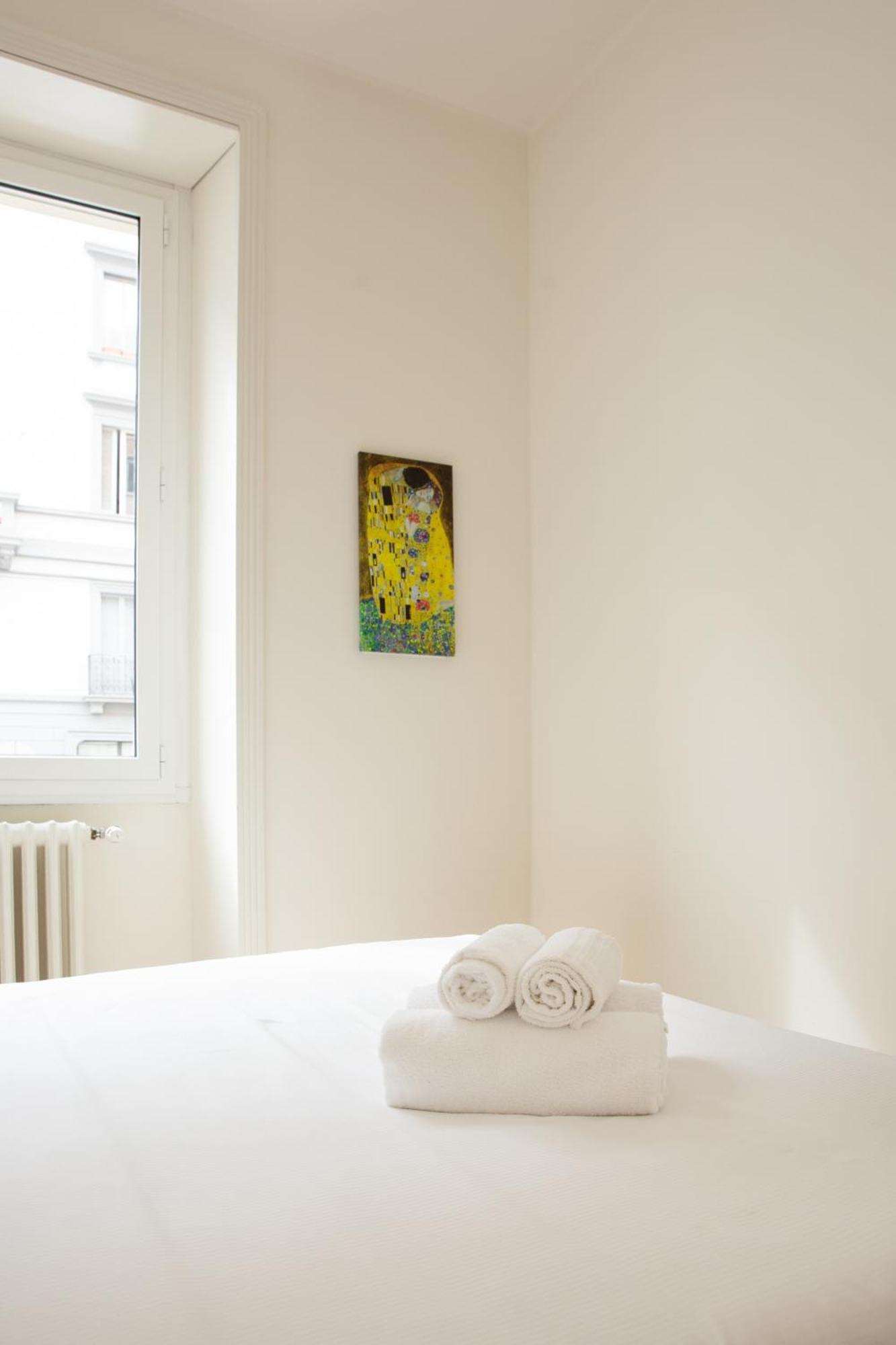 Klimt Central Station - Two Room Apartment Mailand Exterior foto