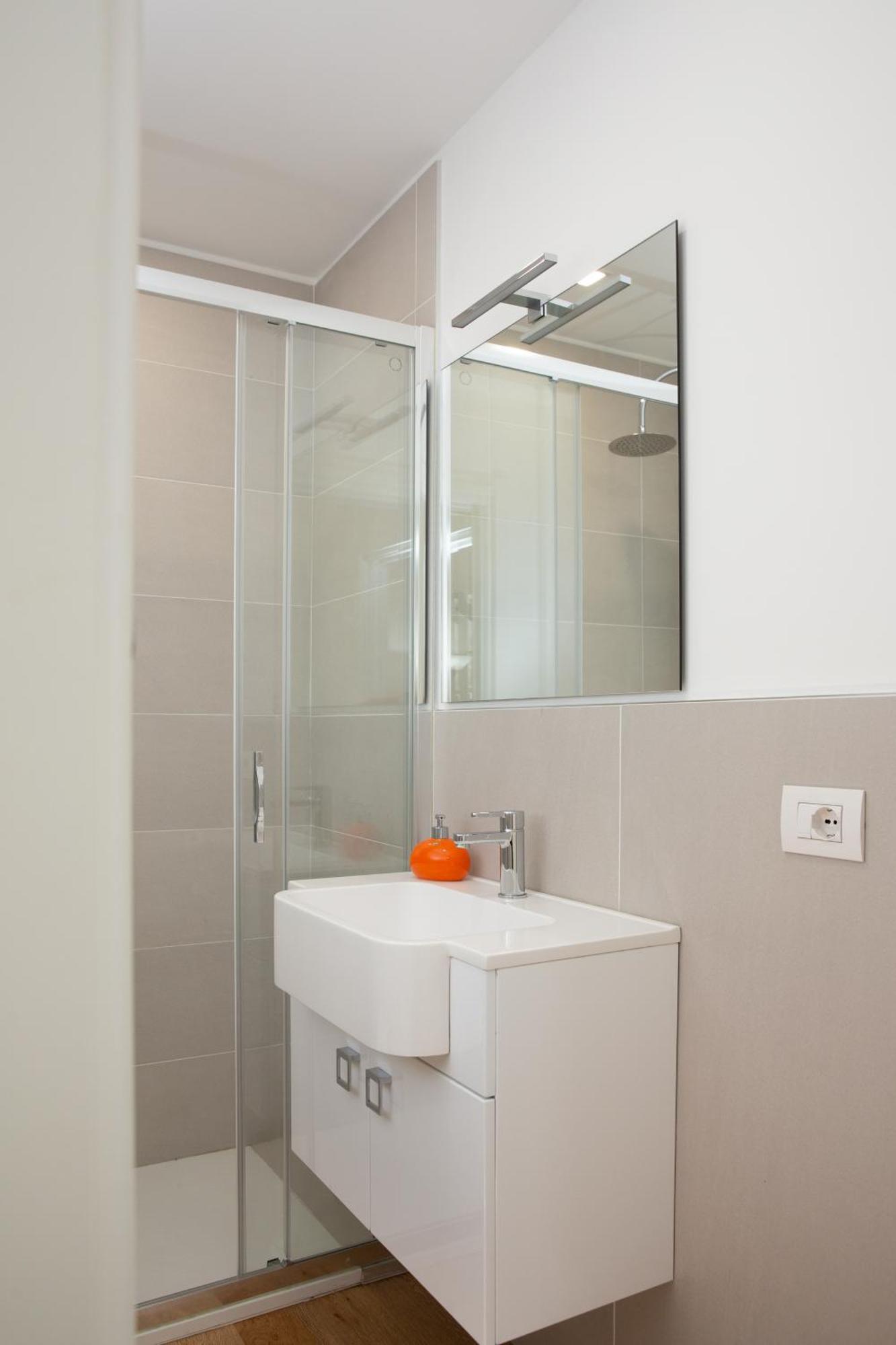 Klimt Central Station - Two Room Apartment Mailand Exterior foto
