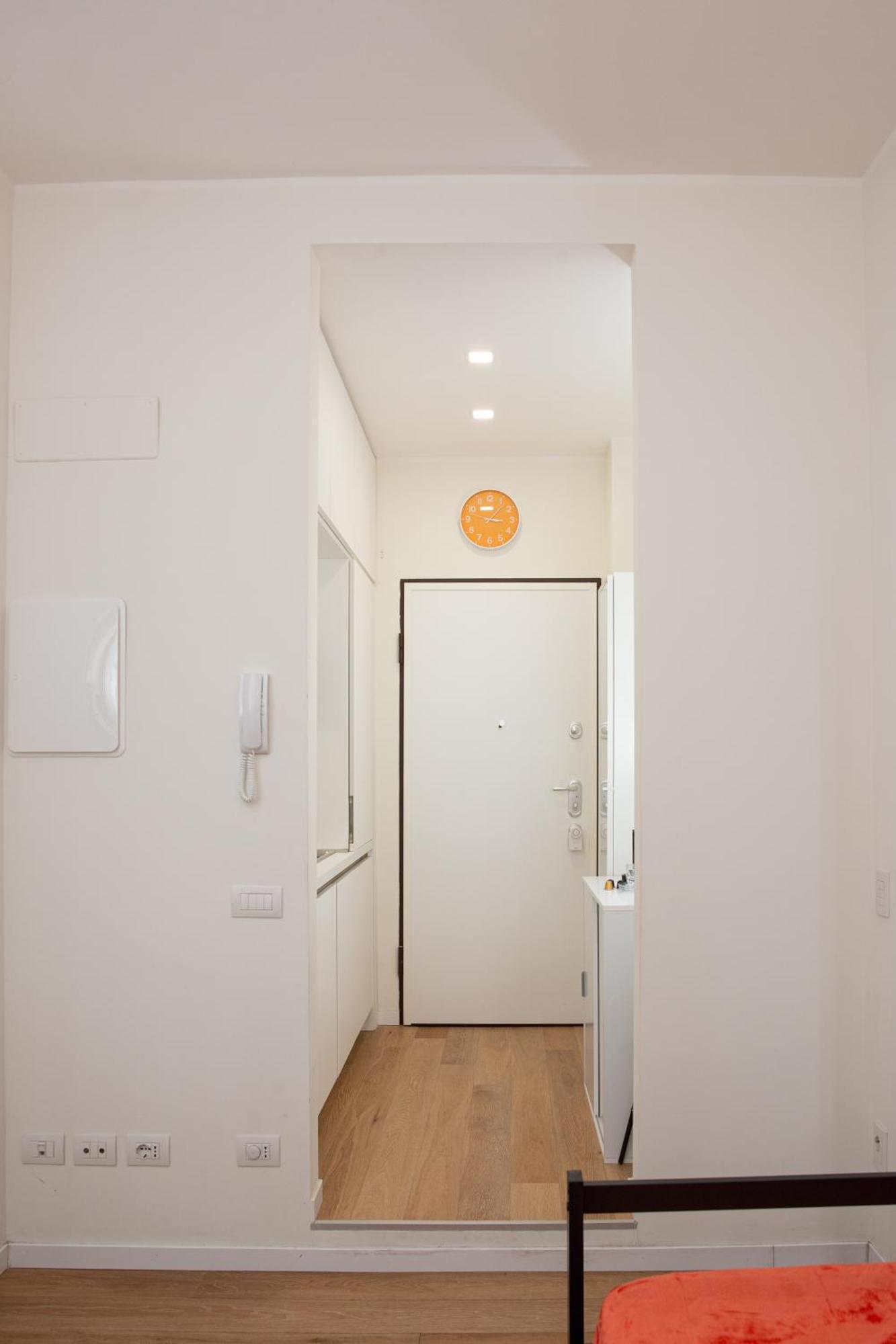 Klimt Central Station - Two Room Apartment Mailand Exterior foto